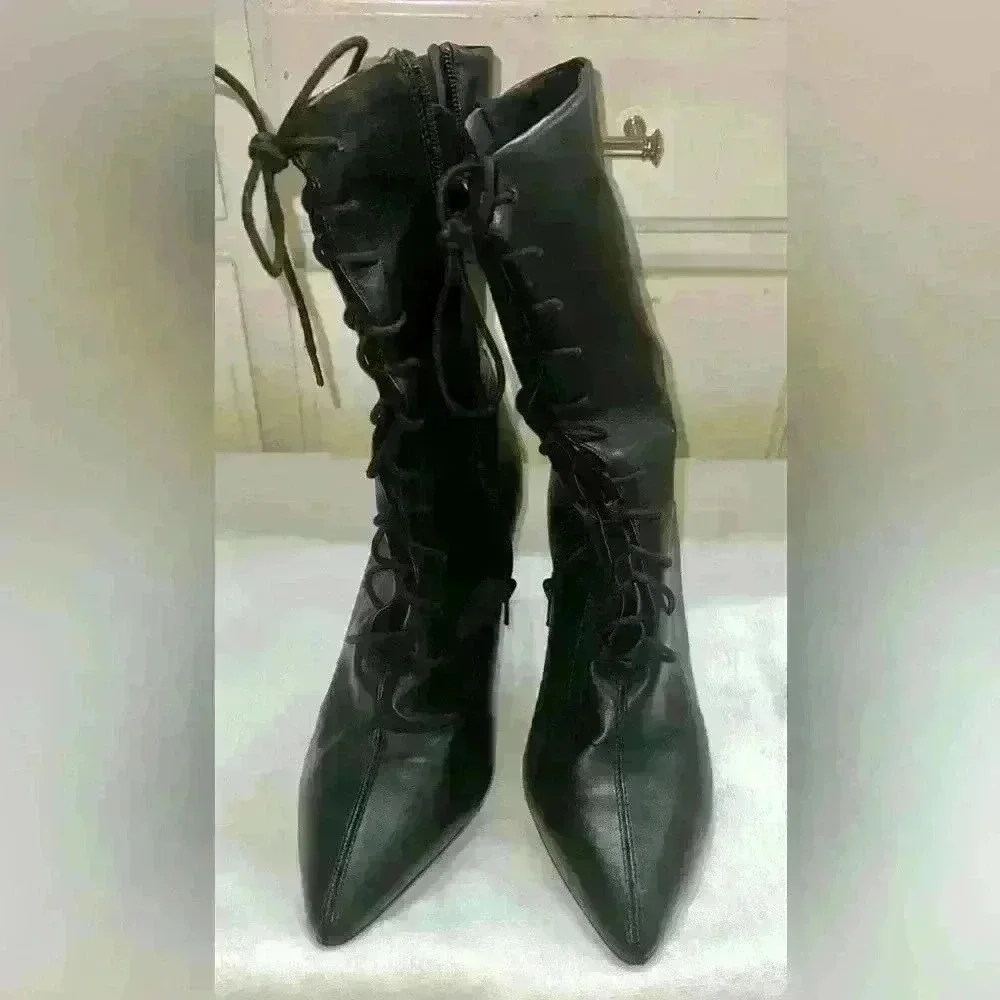 ASOS DESIGN Reward lace up heeled boots with sculptured heel Size UK 9 - US 11